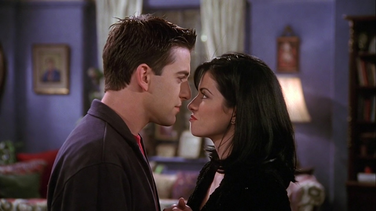 Monica and Chandler secret relationship sneaking around in Friends apartment